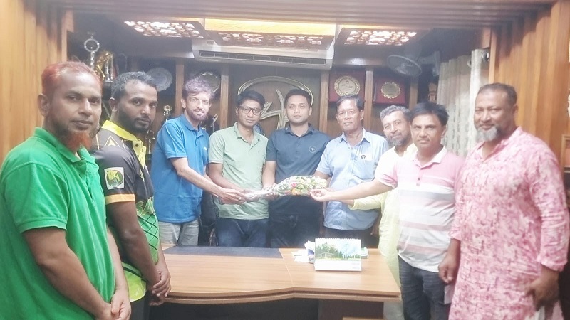 জাতীয়তাবাদী ক্রীড়া দলের পক্ষ থেকে সাতক্ষীরা জেলা ছাত্রদলের নবগঠিত কমিটিকে ফুলেল শুভেচ্ছা